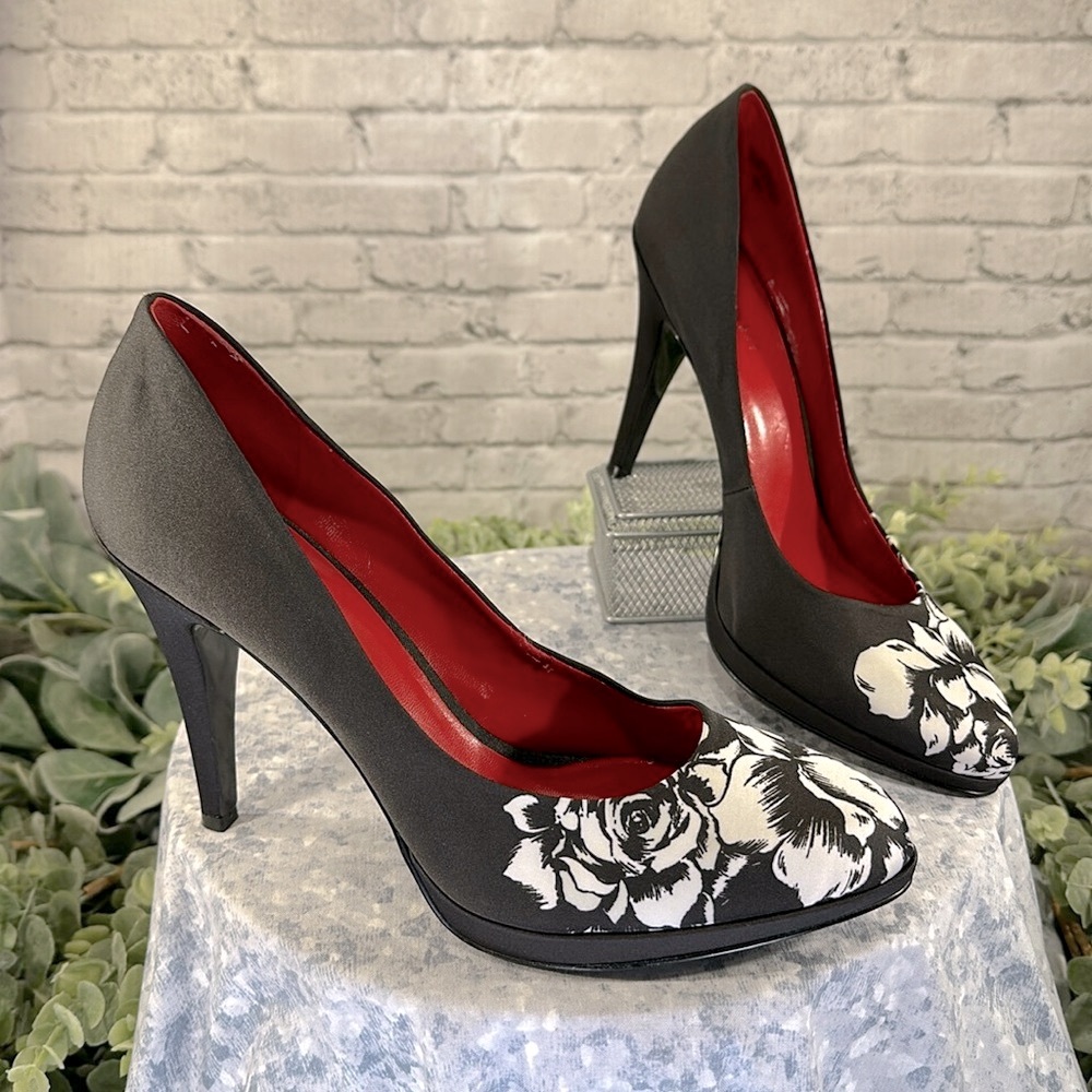 Nine West Black and Red Floral Heels